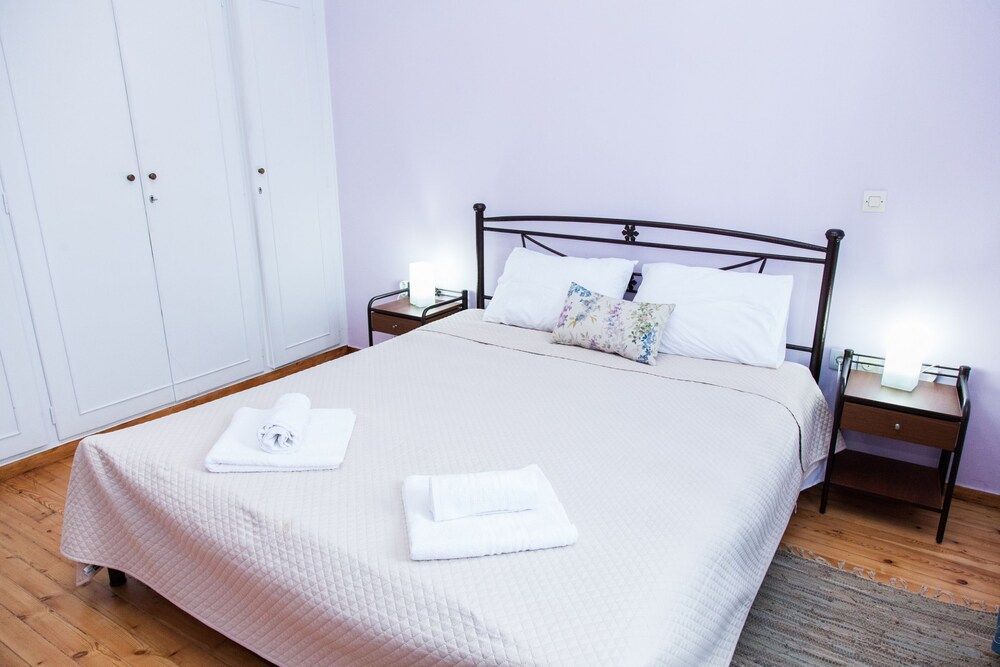 undefined The Muses House