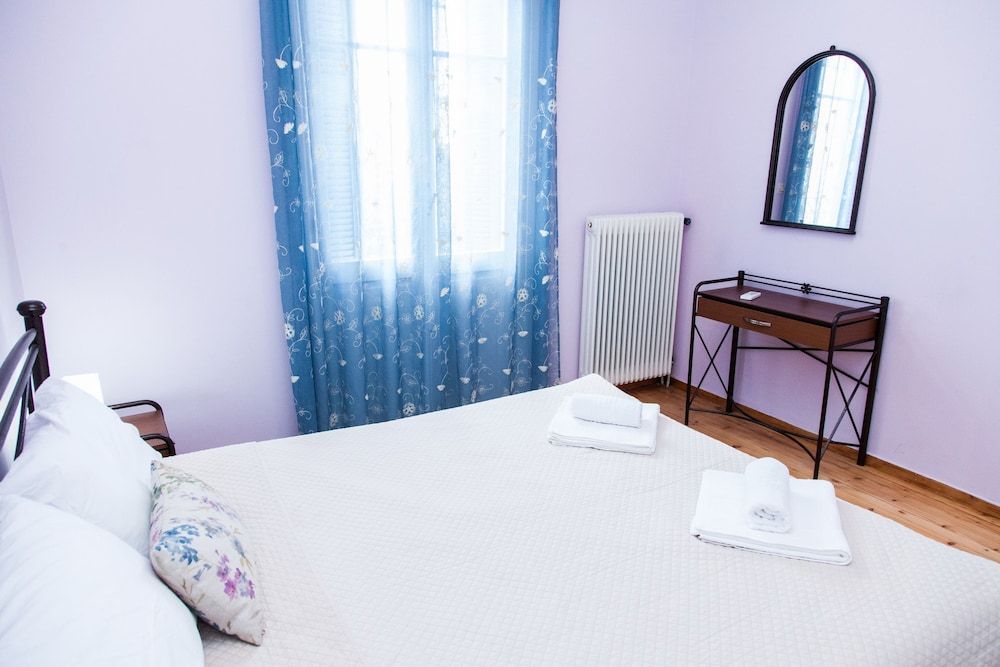 The Muses House Apartment 16