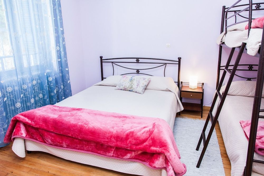 The Muses House Apartment