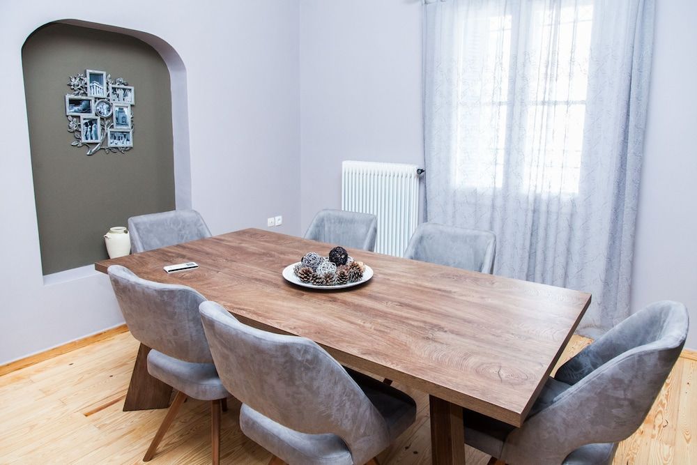 undefined The Muses House 9