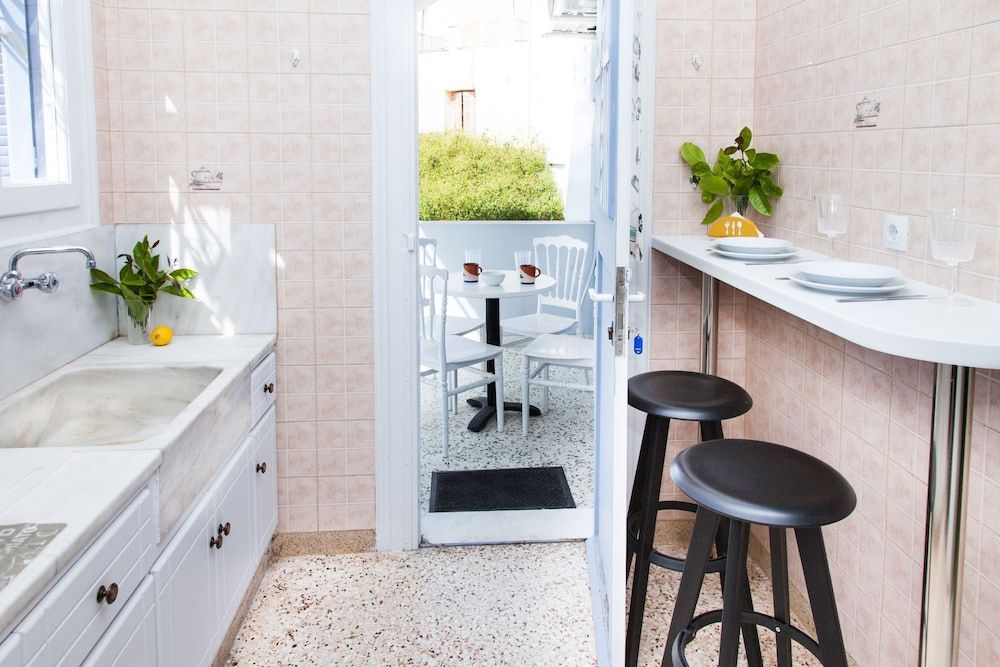 The Muses House Apartment 28