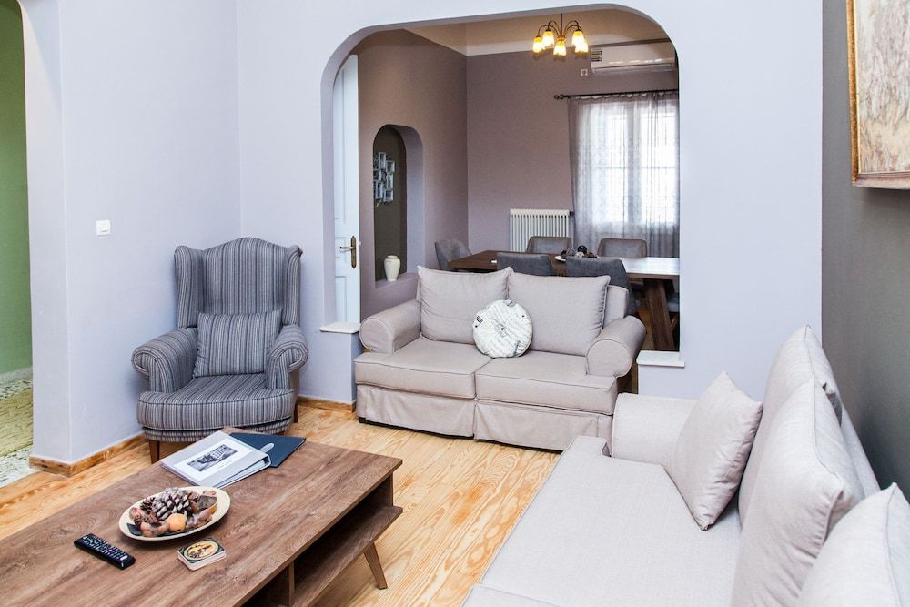 The Muses House Apartment 49