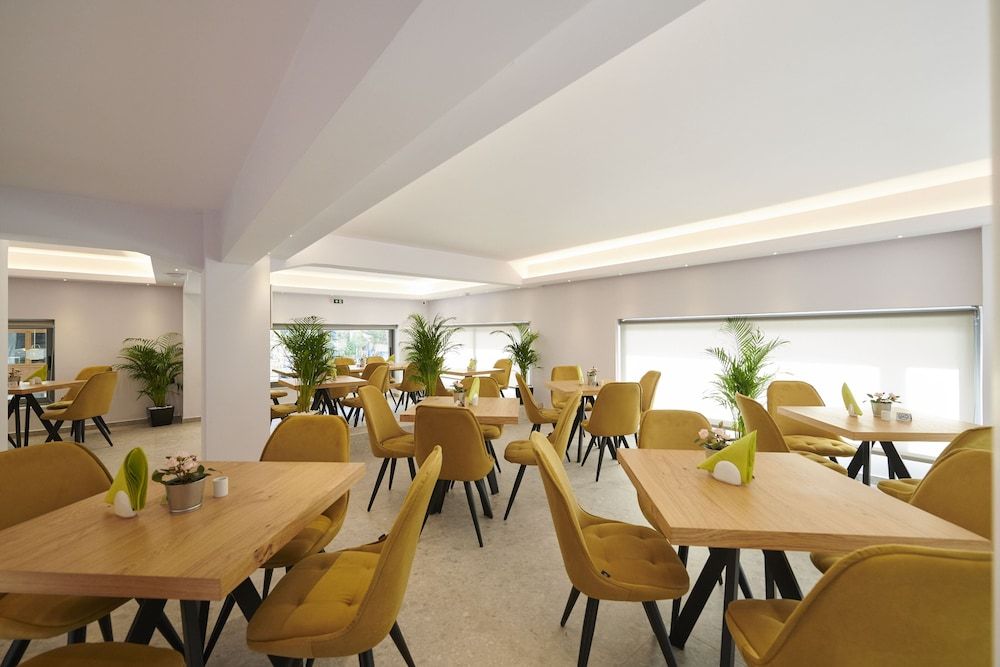 undefined Meni Hotel 8