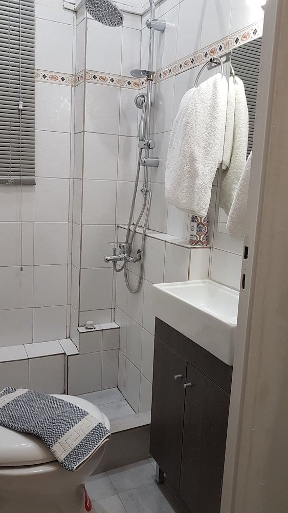 Erra - Champagne - Athens Center Apartment, 6 Bedrooms 27