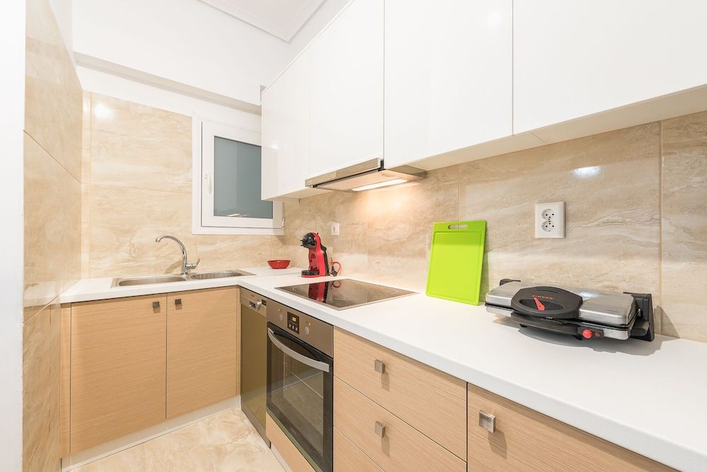 undefined Victoria Diamond Suites Apartments 9