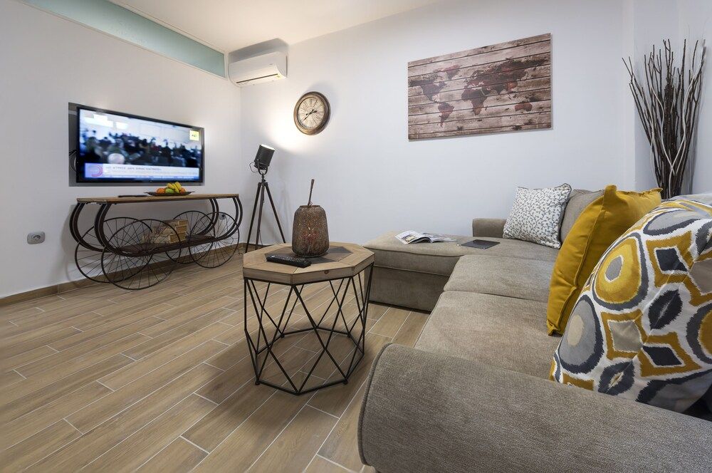 undefined Cute Apartment near Acropolis by Cloudkeys 8