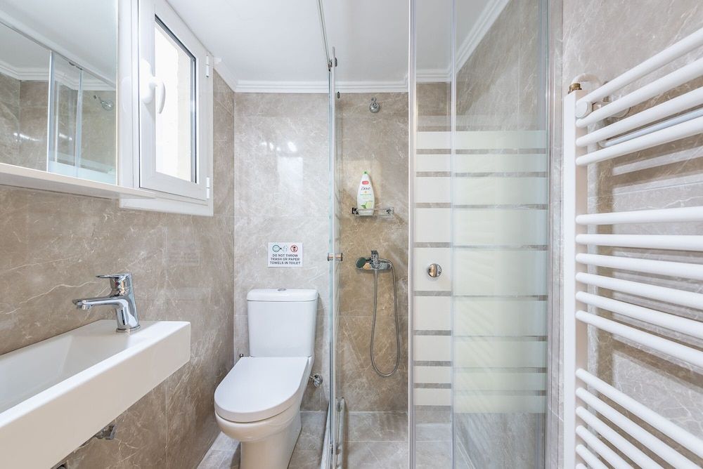 Victoria Supreme Suite Apartment, 3 Bedrooms 50