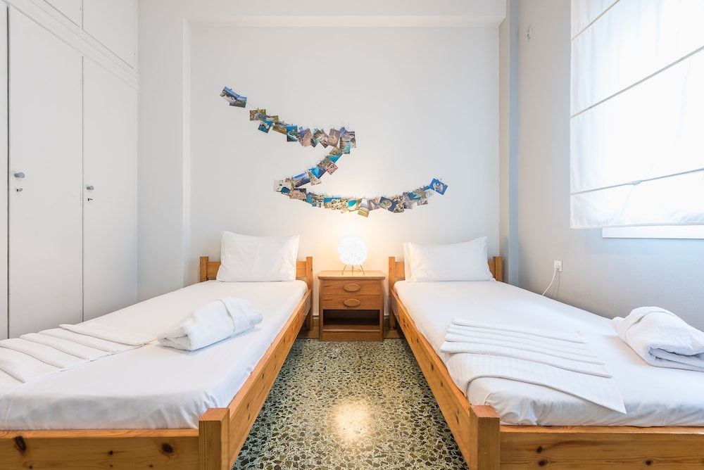 undefined Spacious Acropolis Home by CloudKeys 3