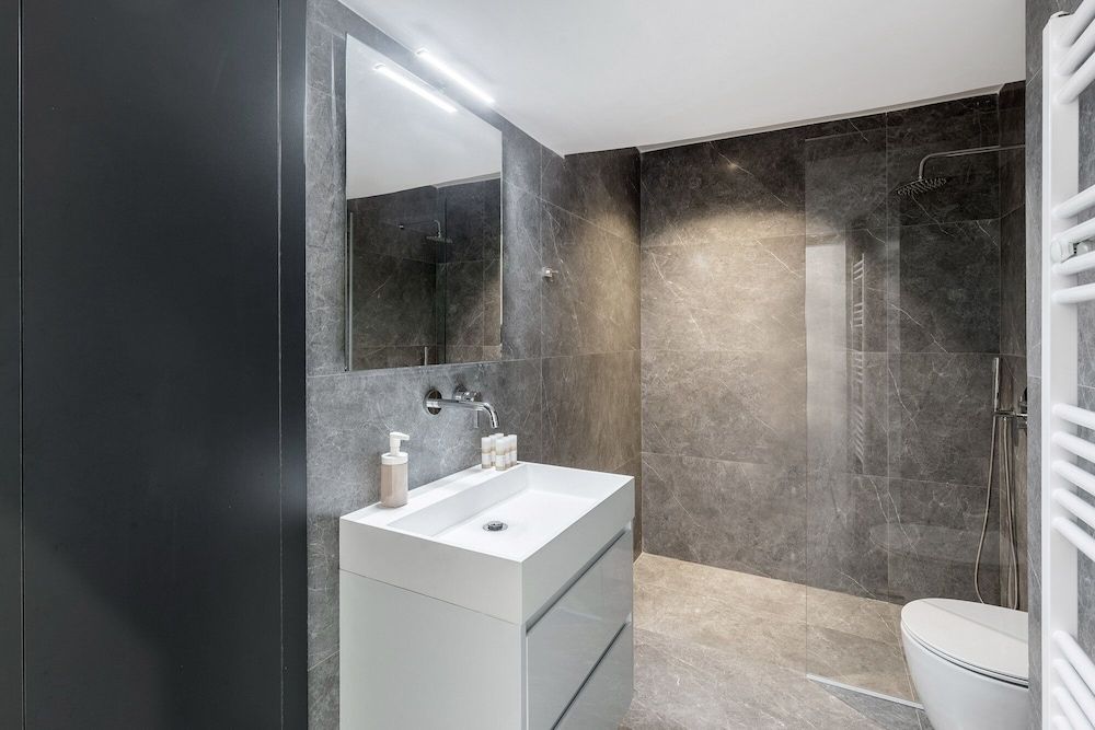 undefined Winsome 3 Bedroom City Apartment 7