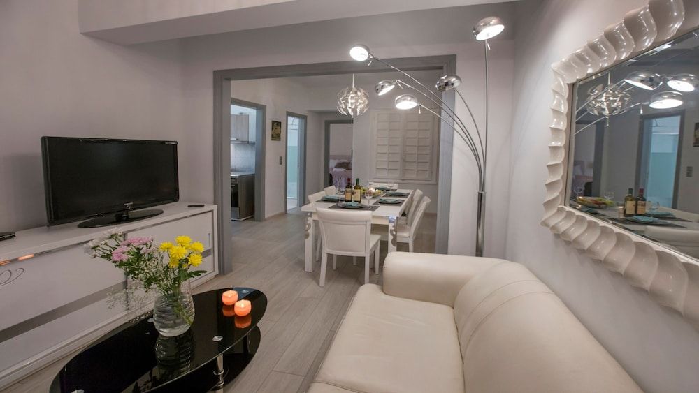 undefined Lux 2BR Home On The Steps Of Acropolis 2