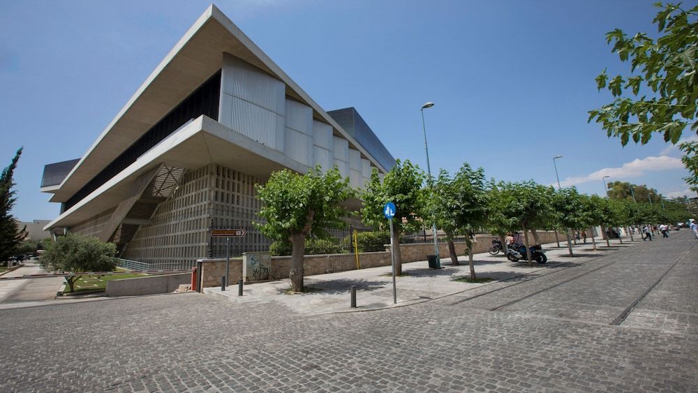 undefined Lux 2BR Home On The Steps Of Acropolis 3