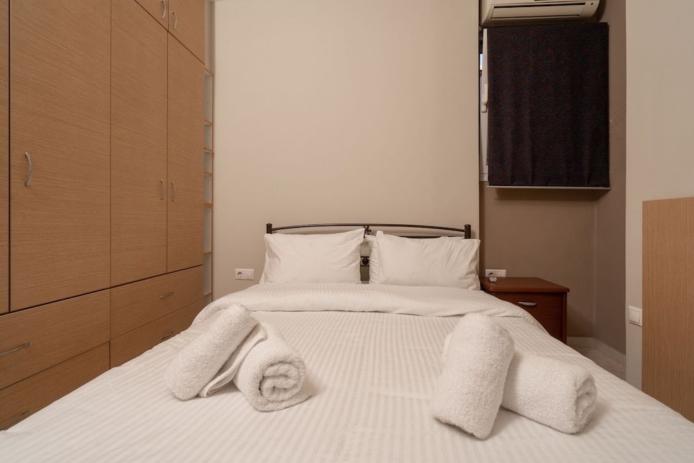 undefined Kountouriotou New Quiet and Central Apt 6