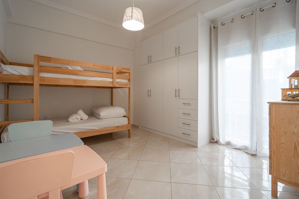 undefined Fotomara sunny and colourful apartment 10