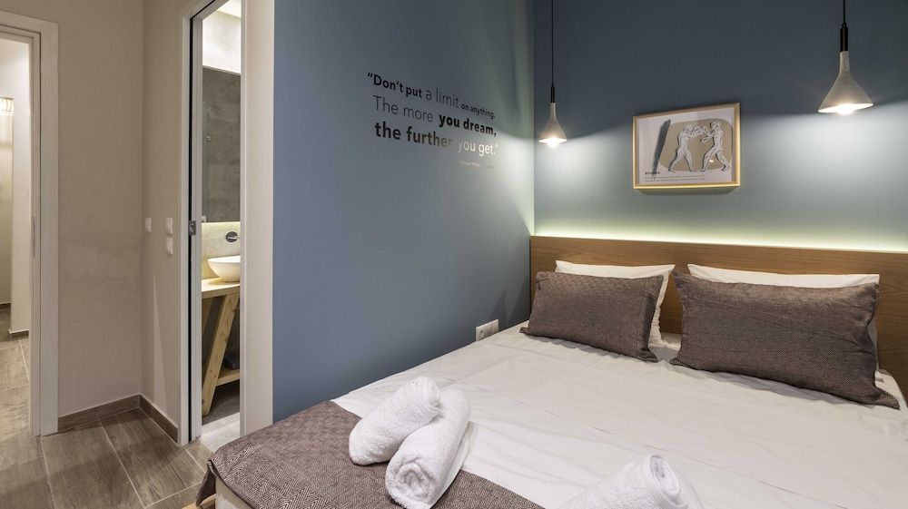 Champions Apt in N. Kosmos neighbourhood Exclusive Apartment, 4 Bedrooms, Non Smoking, Patio 7