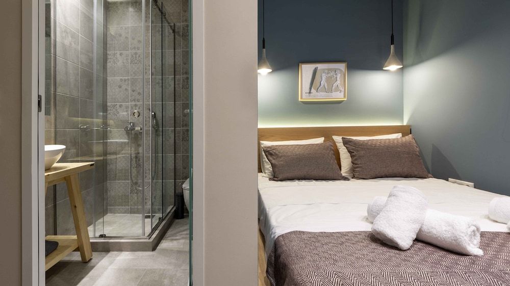 Champions Apt in N. Kosmos neighbourhood Exclusive Apartment, 4 Bedrooms, Non Smoking, Patio 9