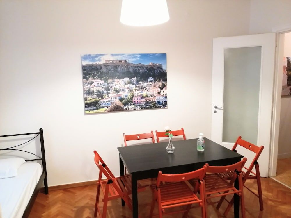 Acropolis museum family apartment Apartment 21