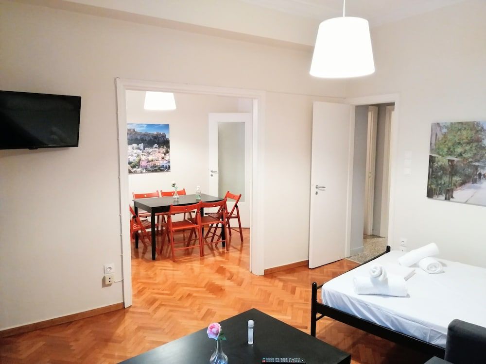 Acropolis museum family apartment Apartment 19