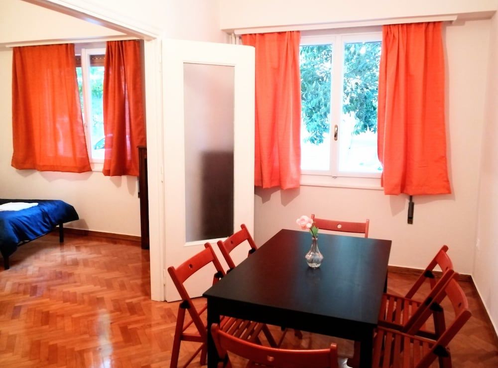 Acropolis museum family apartment Apartment 17