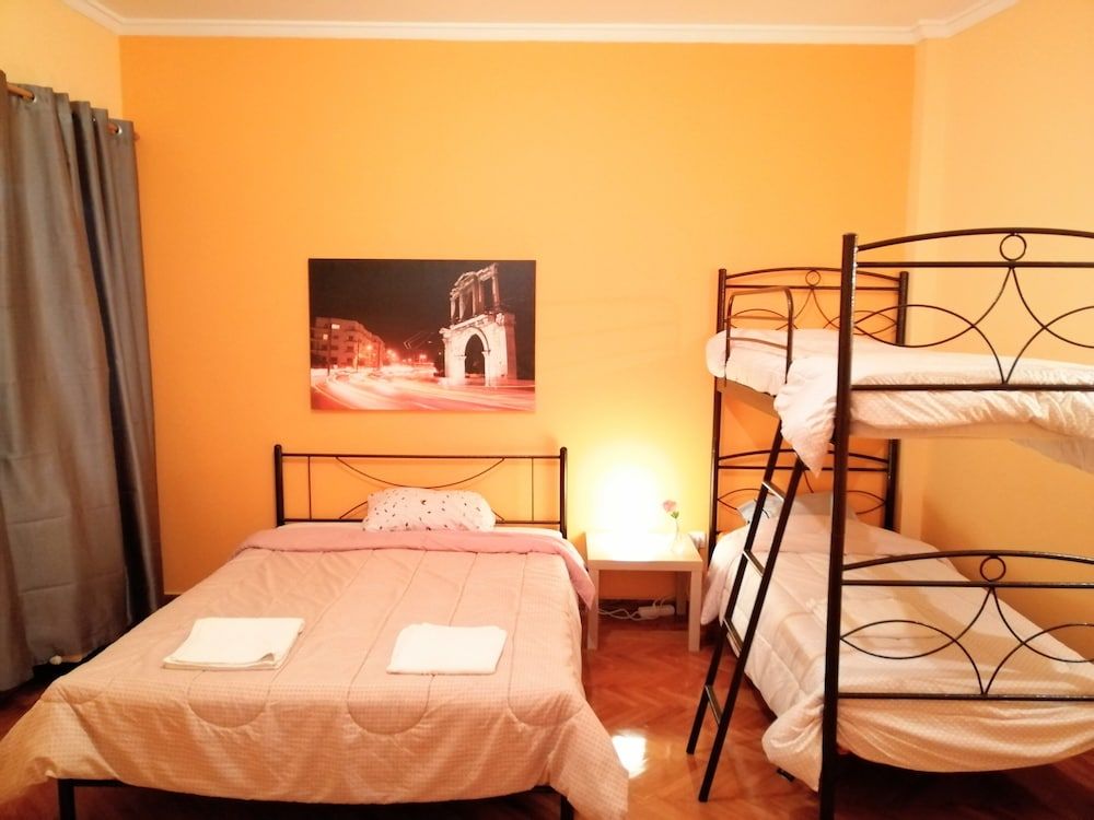 undefined Acropolis museum family apartment 3