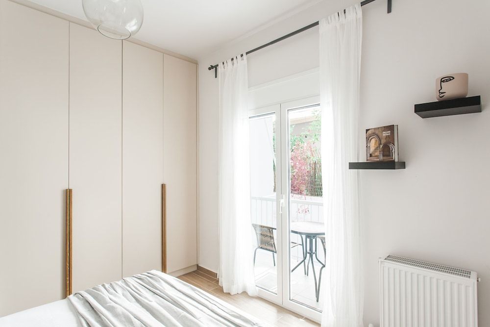 undefined Lovely 1BR Apartment in Koukaki 5