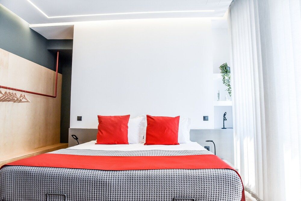 undefined CentraL44 OMG CasuaL Suite 5