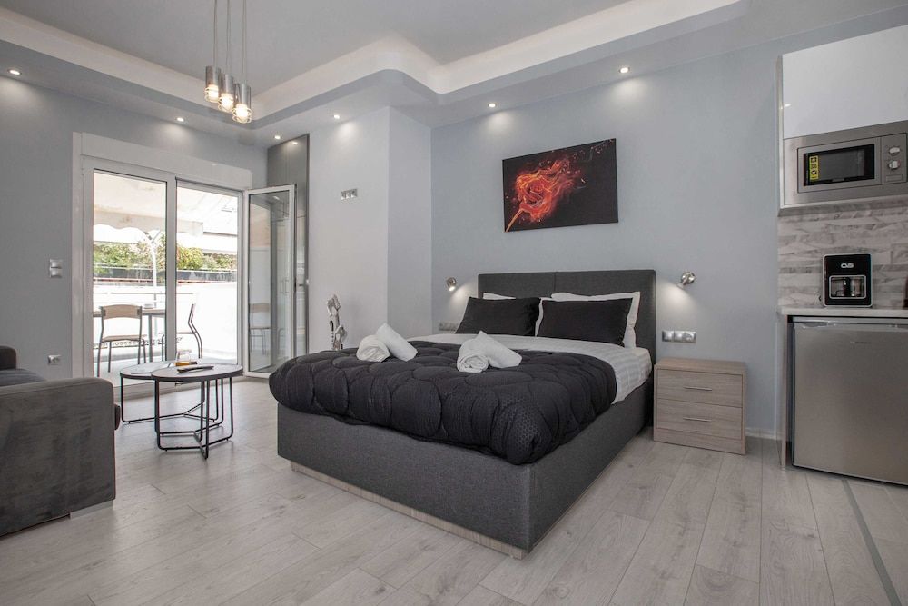 undefined Studio penthouse near Acropolis by GHH 5