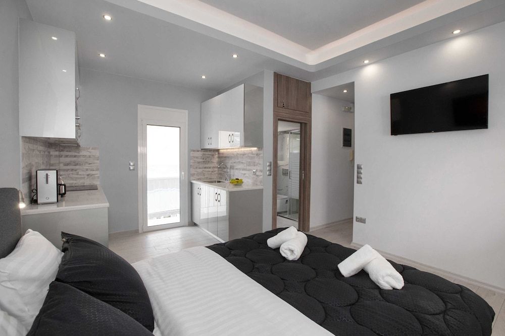 undefined Studio penthouse near Acropolis by GHH 6