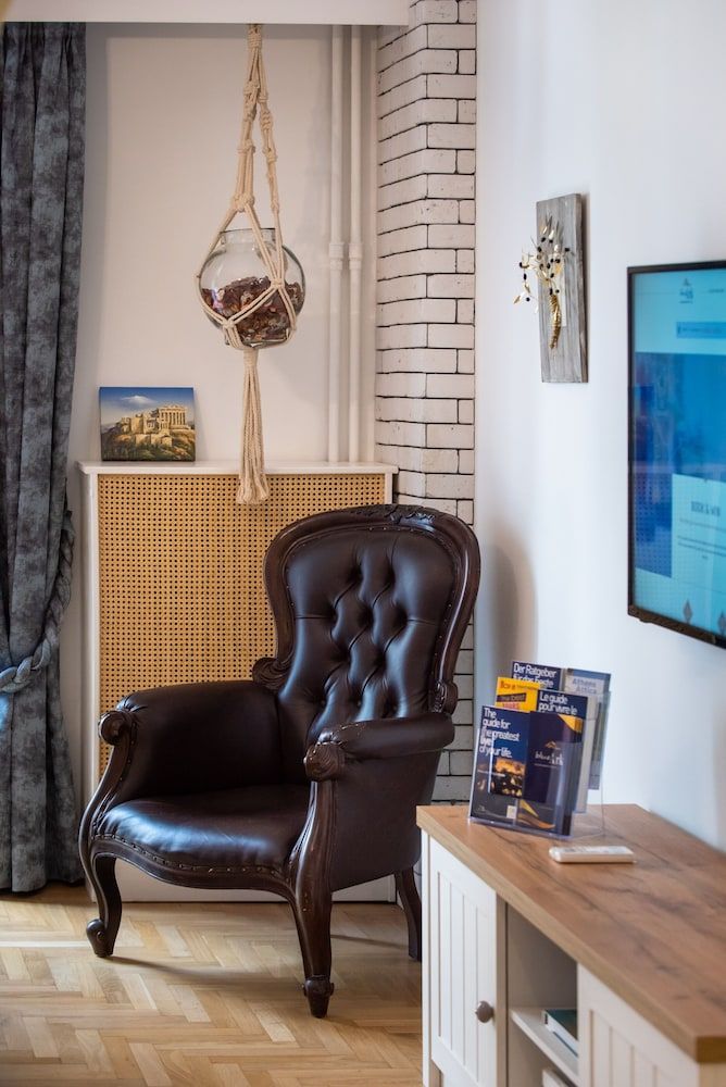 Bue Ark Loving Athens Romantic Apartment 18