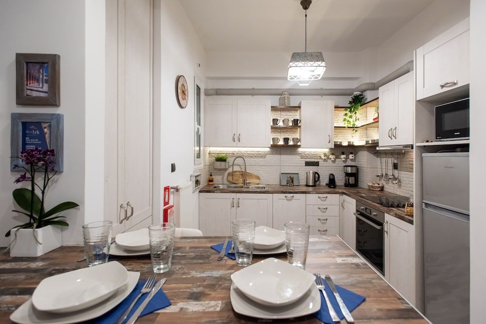 Bue Ark Loving Athens Romantic Apartment 14