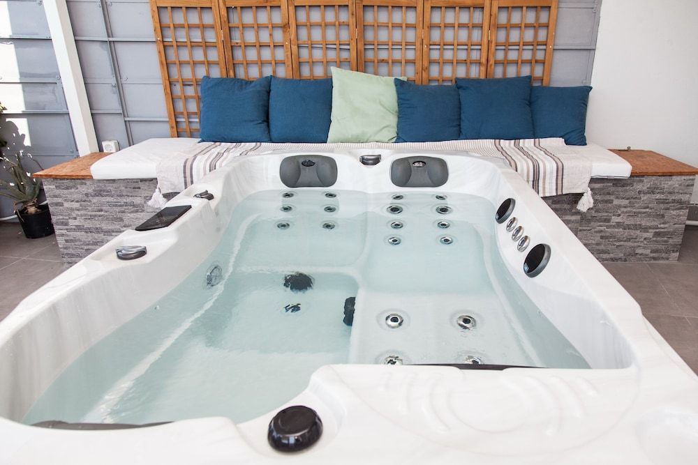 undefined Penthouse in center of Athens with View 4