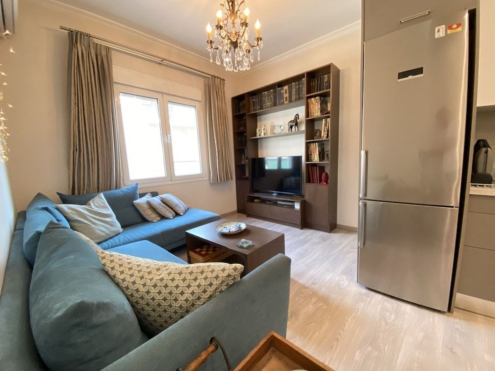 A Skip Away from the Acropolis Museum City Apartment 31