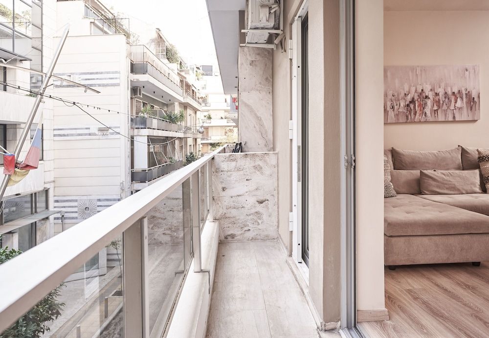 Charitos II Chic n modern 2BD Apt Luxury Apartment 18