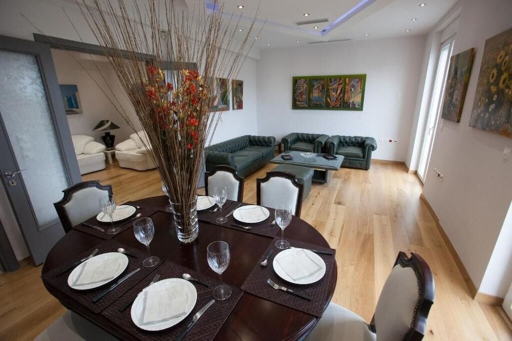 Acropolis Elegant Penthouse Deluxe Apartment 22