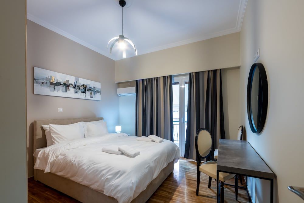 undefined 2br renovated flat close to metro 5