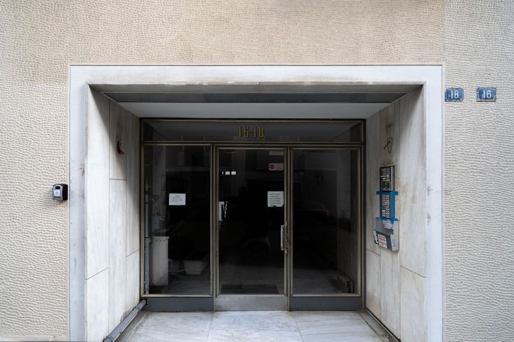 undefined The Athens Gathering - Hip area 3