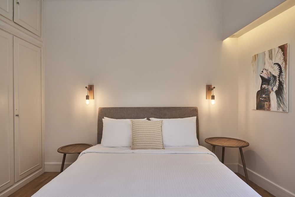 undefined Chic n Bright 3 Bd Apt with Hilton View 7