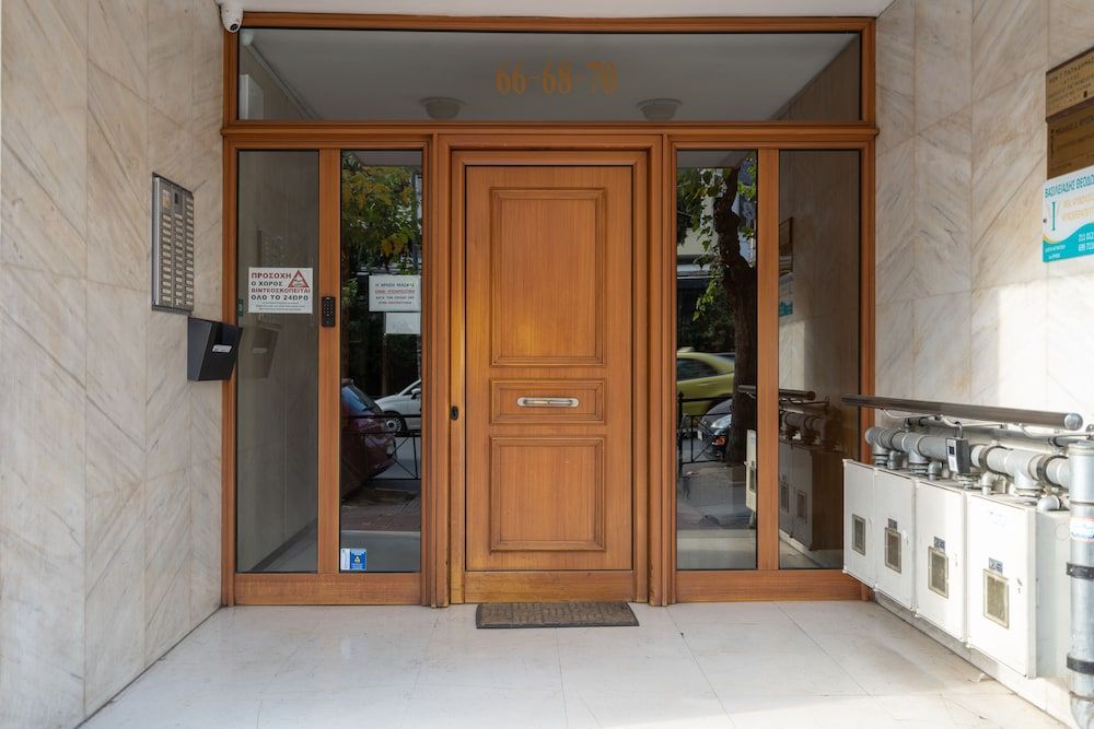 undefined Pagrati's best apartment 2