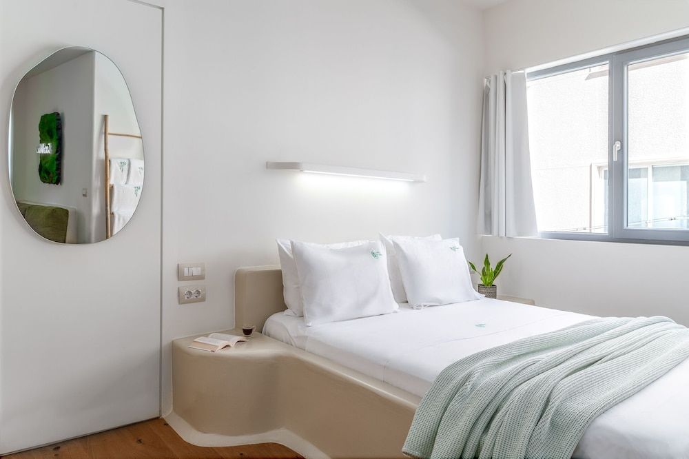 LOFUS bio-suites Superior Suite 3