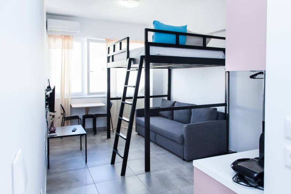 undefined Homey studio in Athens Downtown -3 4