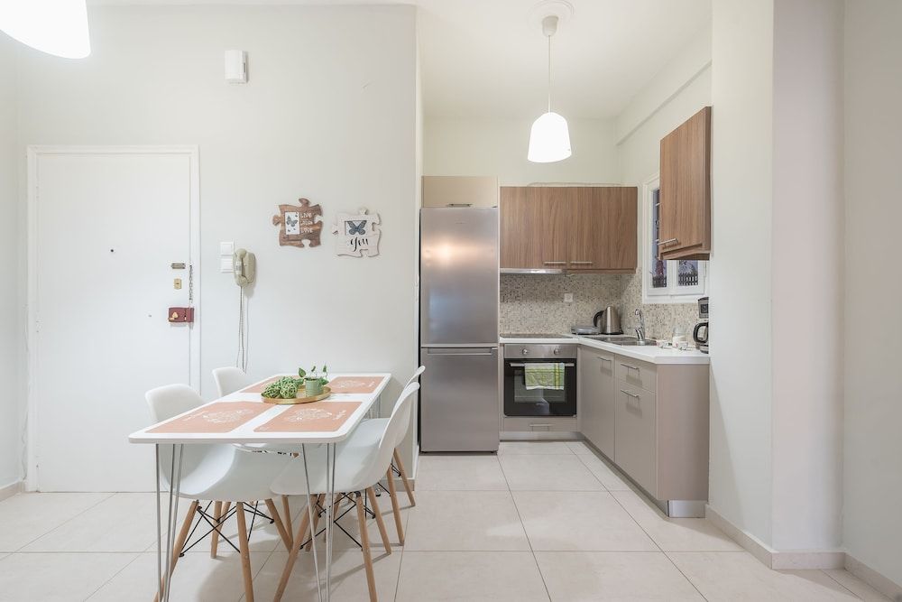 Erythros Boutique Suite By Cloudkeys City Apartment 16