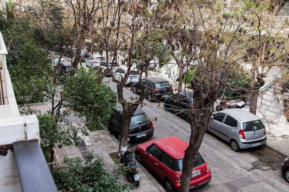 undefined Luxury Apt in central Athens 5