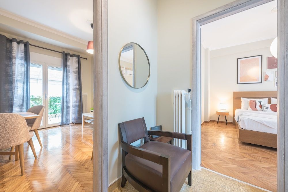 Supreme Suite with balcony by Cloudkeys City Room 22