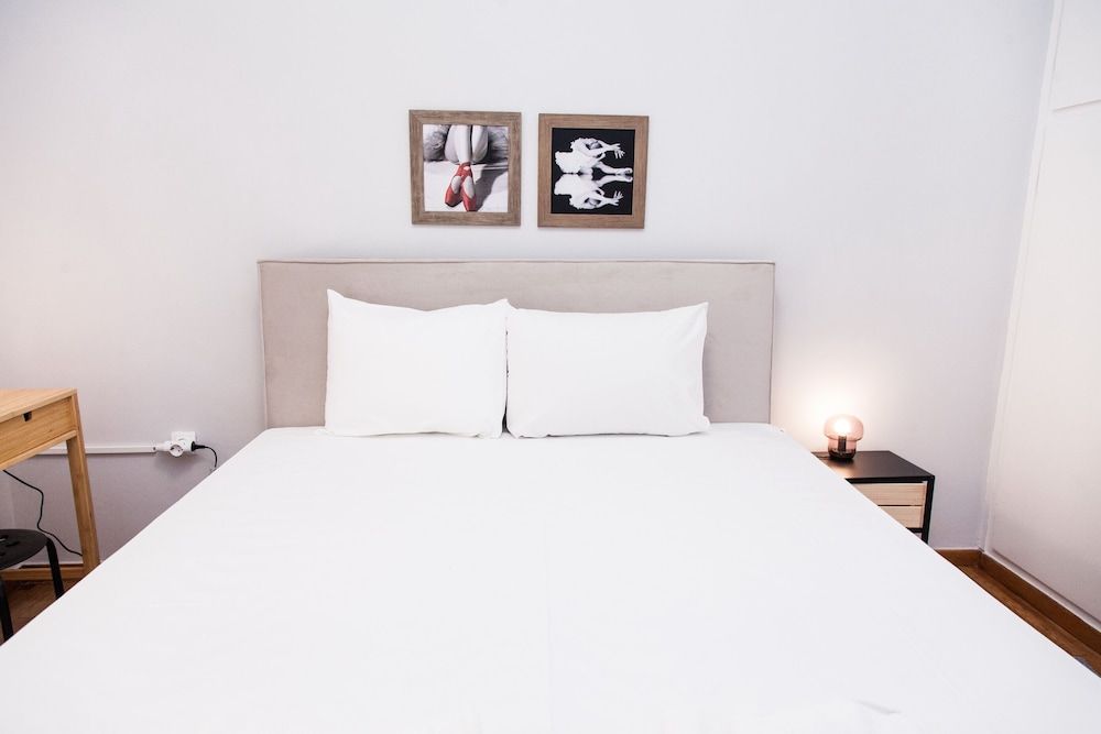 undefined Modern beauty in central area 10