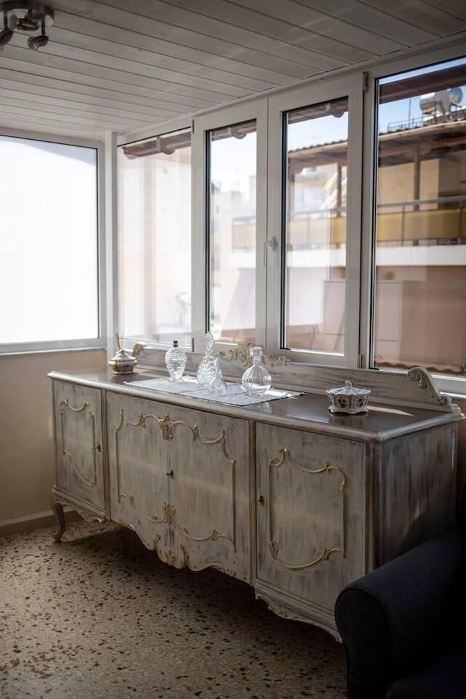 undefined Ami's Apartment a Cosy 2-bed House in Athina 4