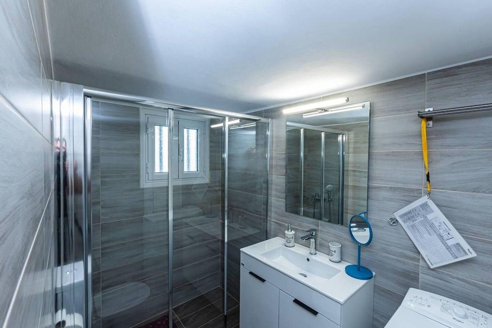 Ami's Apartment a Cosy 2-bed House in Athina Apartment 24