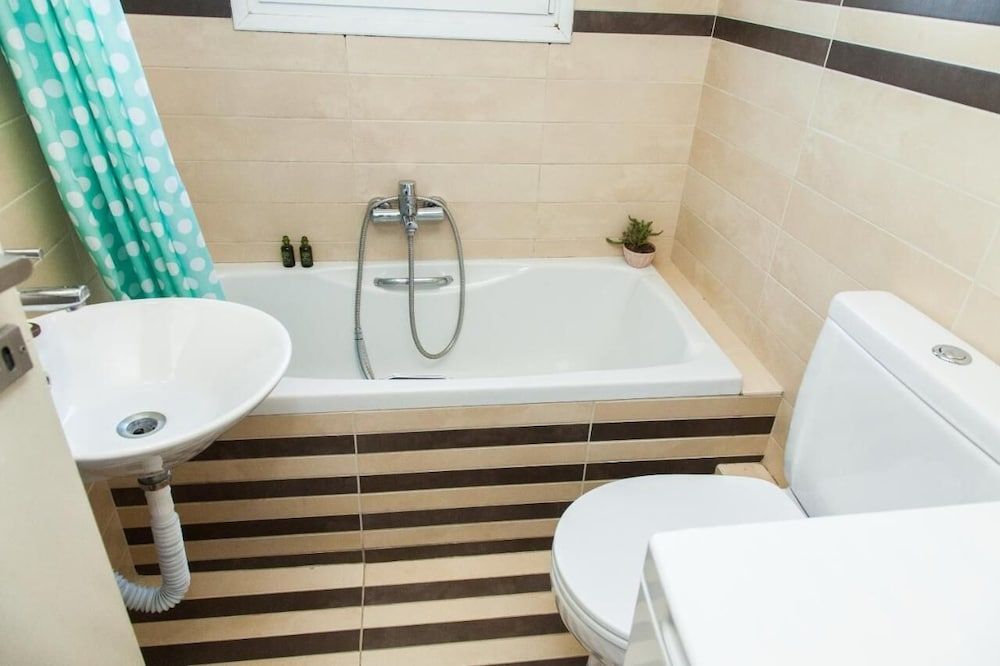 Bright apt w lovely view in Lycabettus Apartment 22