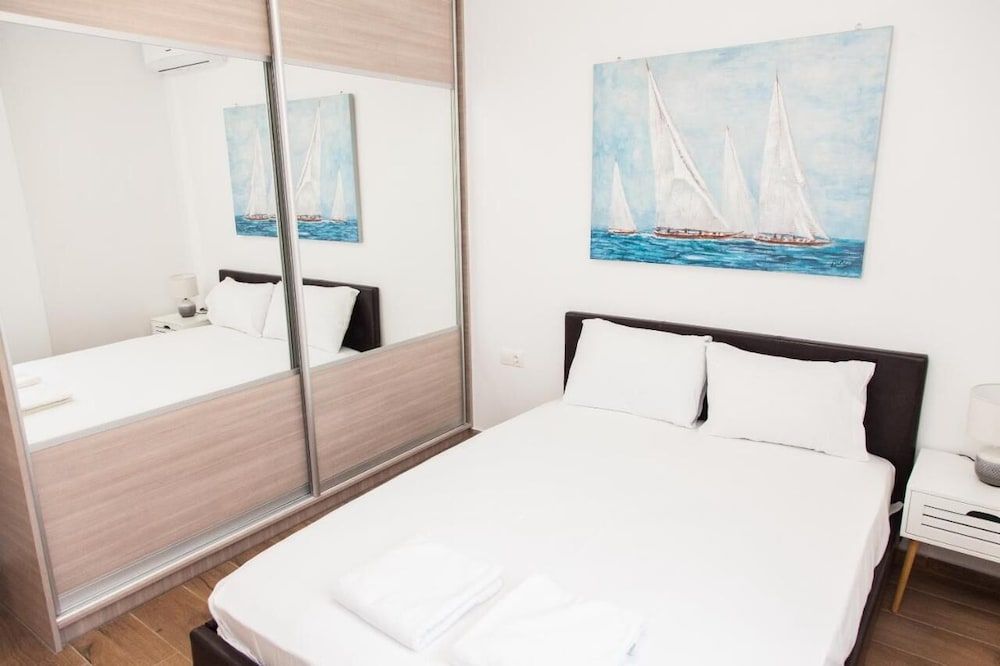 undefined Gorgeous Apartment in Athens GTD8280-02 8