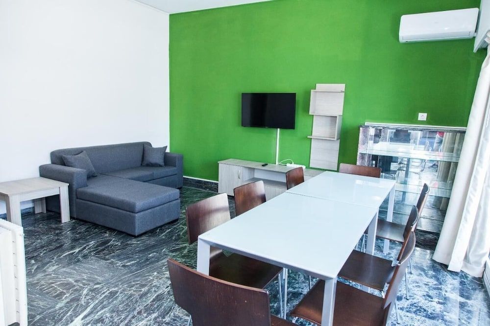 undefined Gorgeous apartment in Kolonaki 10