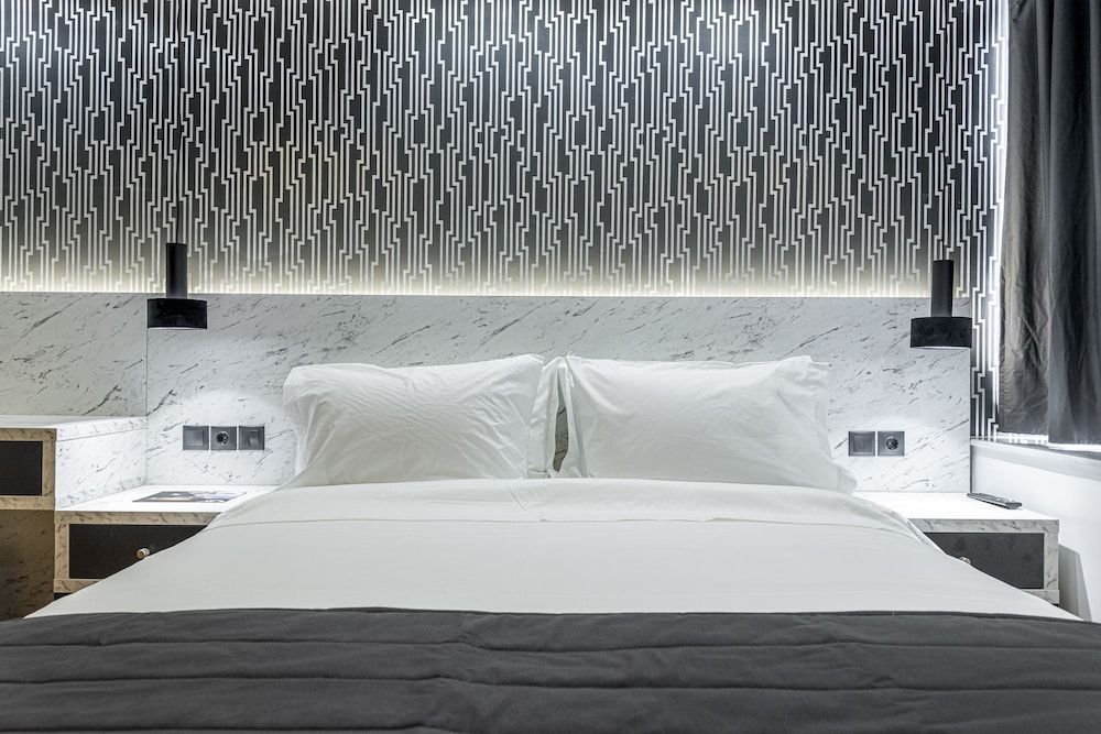 undefined Ethereal Athens 10