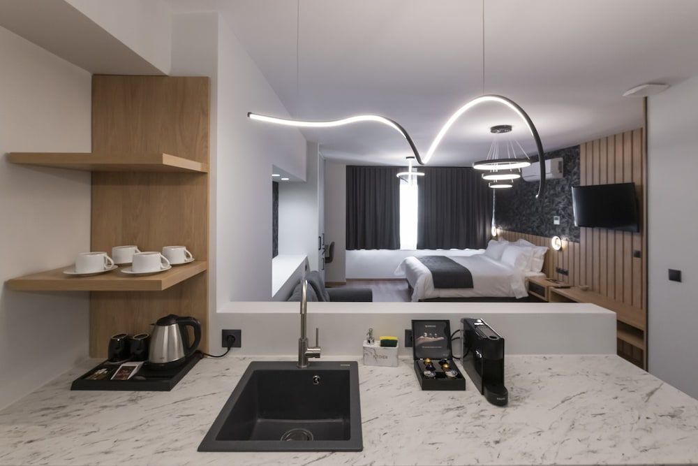 Ethereal Athens Superior Studio 5